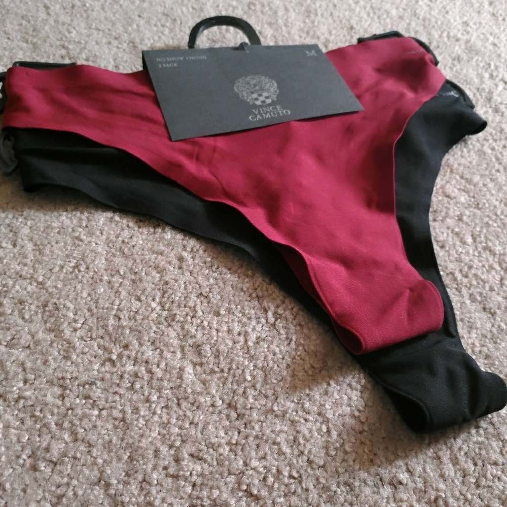 Vince camuto thongs